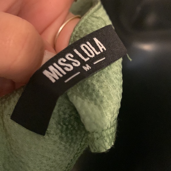 MISS LOLA Green cowl neck dress - Picture 6 of 6